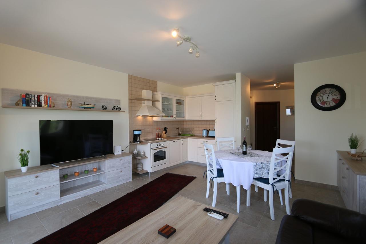 Apartment Soline Cove Exterior foto
